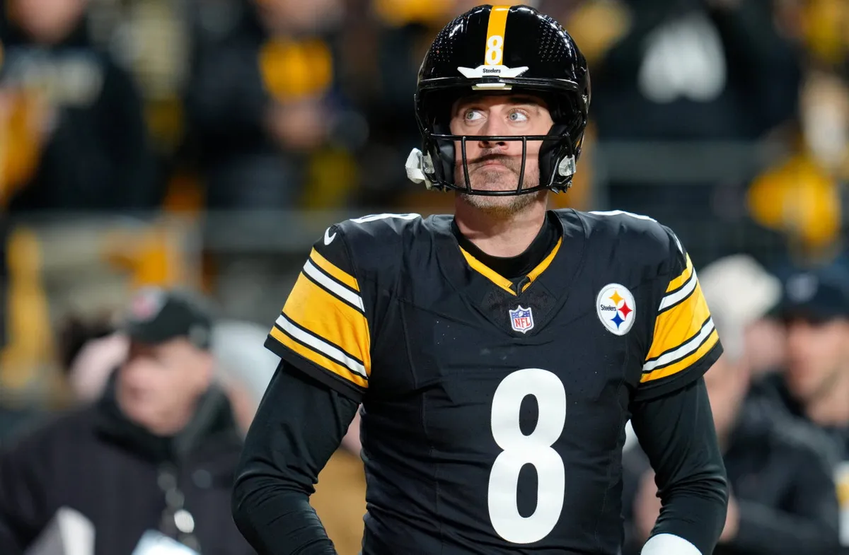 Patriots Defense Dominates Rodgers in 20-3 Win Over Steelers