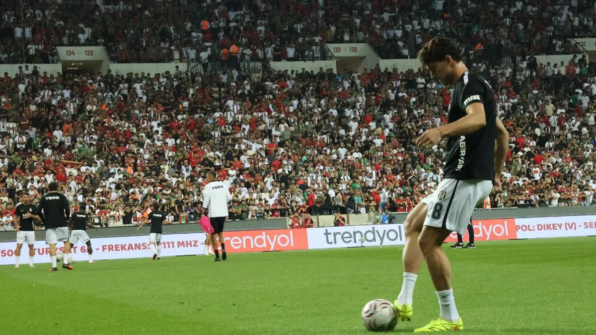Amedspor, Beşiktaş'ı 3-2 yendi ve lig liderliği ele geçirdi