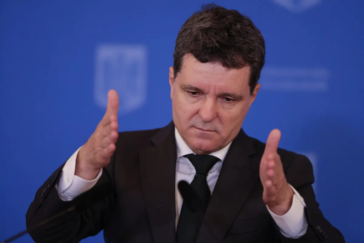 Nicușor Dan, Siegfried Mureșan'ı başbakan adayı atadı; meclis çoğunluğu eksik