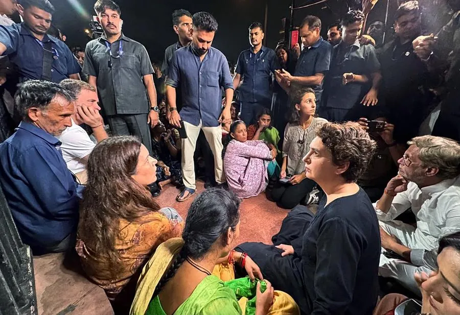 Delhi Police Detain Ankita Bhandari's Parents at India Gate Protest
