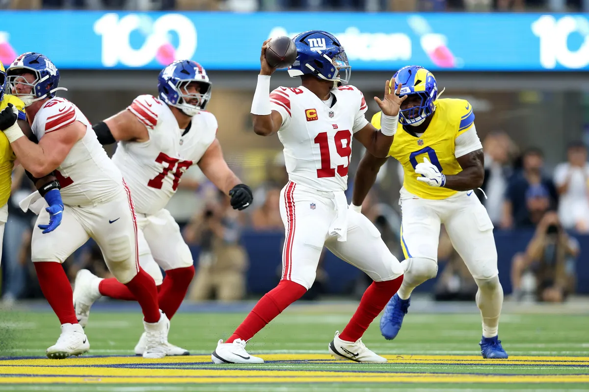Rams, Giants'ı 28-6 yendi; Dart sezonluk sakatlık riskiyle karşı karşıya
