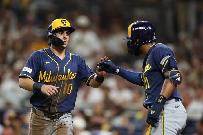 Brewers, NLCS'te Dodgers'ı 2-1 yendi ve seride 1-0 öne geçti