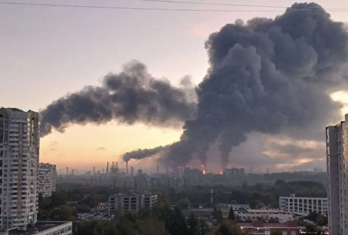 Ukraine launches largest drone attack on Moscow, kills two